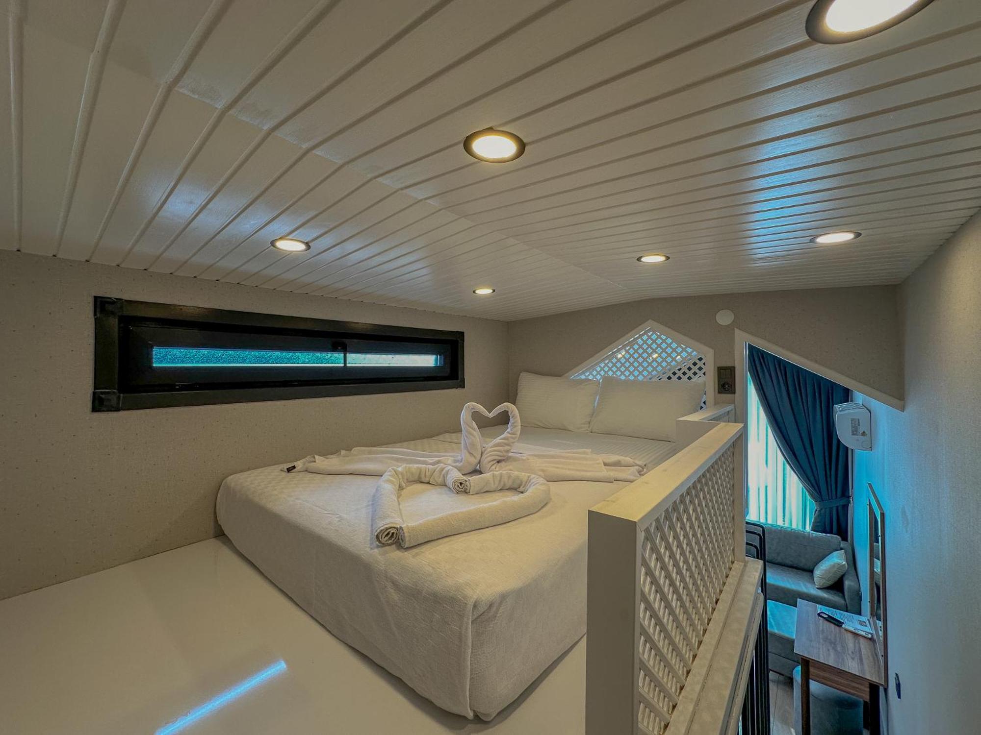 Baronet Tiny House Butik Otel Kadikoy  Bagian luar foto