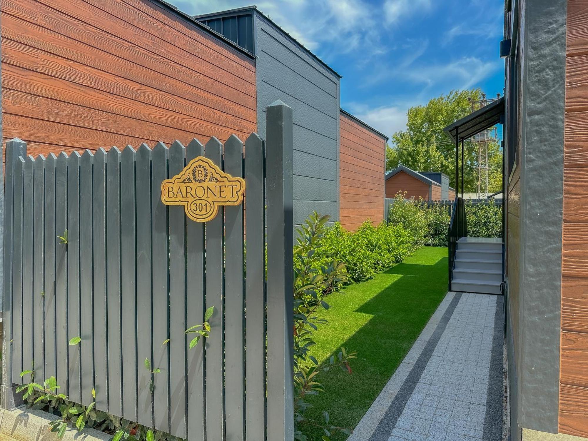 Baronet Tiny House Butik Otel Kadikoy  Bagian luar foto