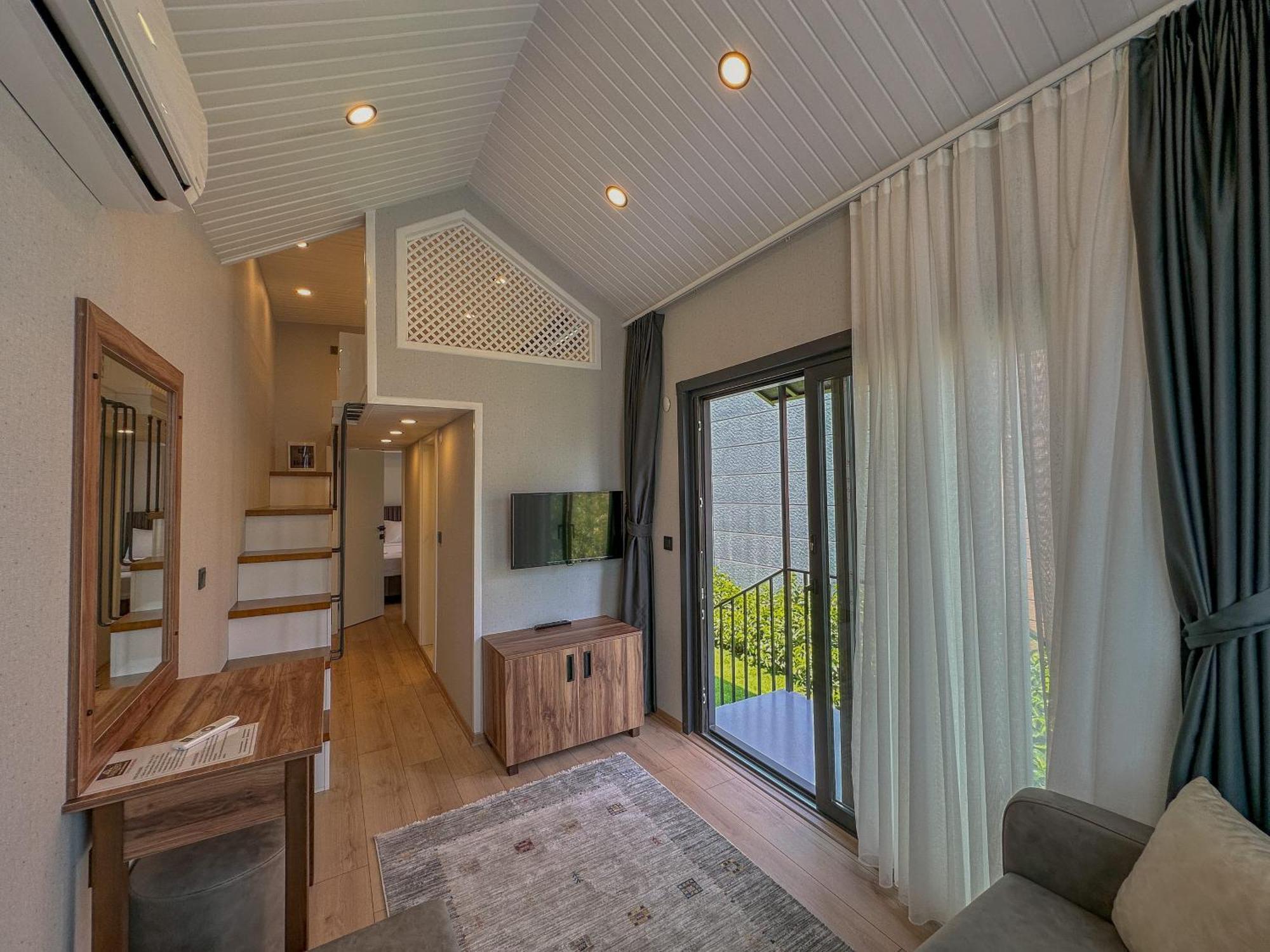 Baronet Tiny House Butik Otel Kadikoy  Bagian luar foto